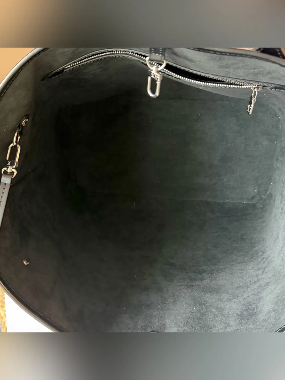 Louis Vuitton Neverfull MM Black Epi Leather Tote Silver Hardware with Pochette